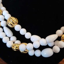 Load image into Gallery viewer, Vintage White Beaded Necklace
