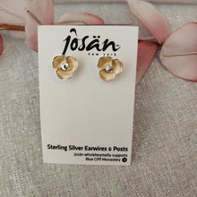 Load image into Gallery viewer, Josan SSP Golden Floral Post Earrings
