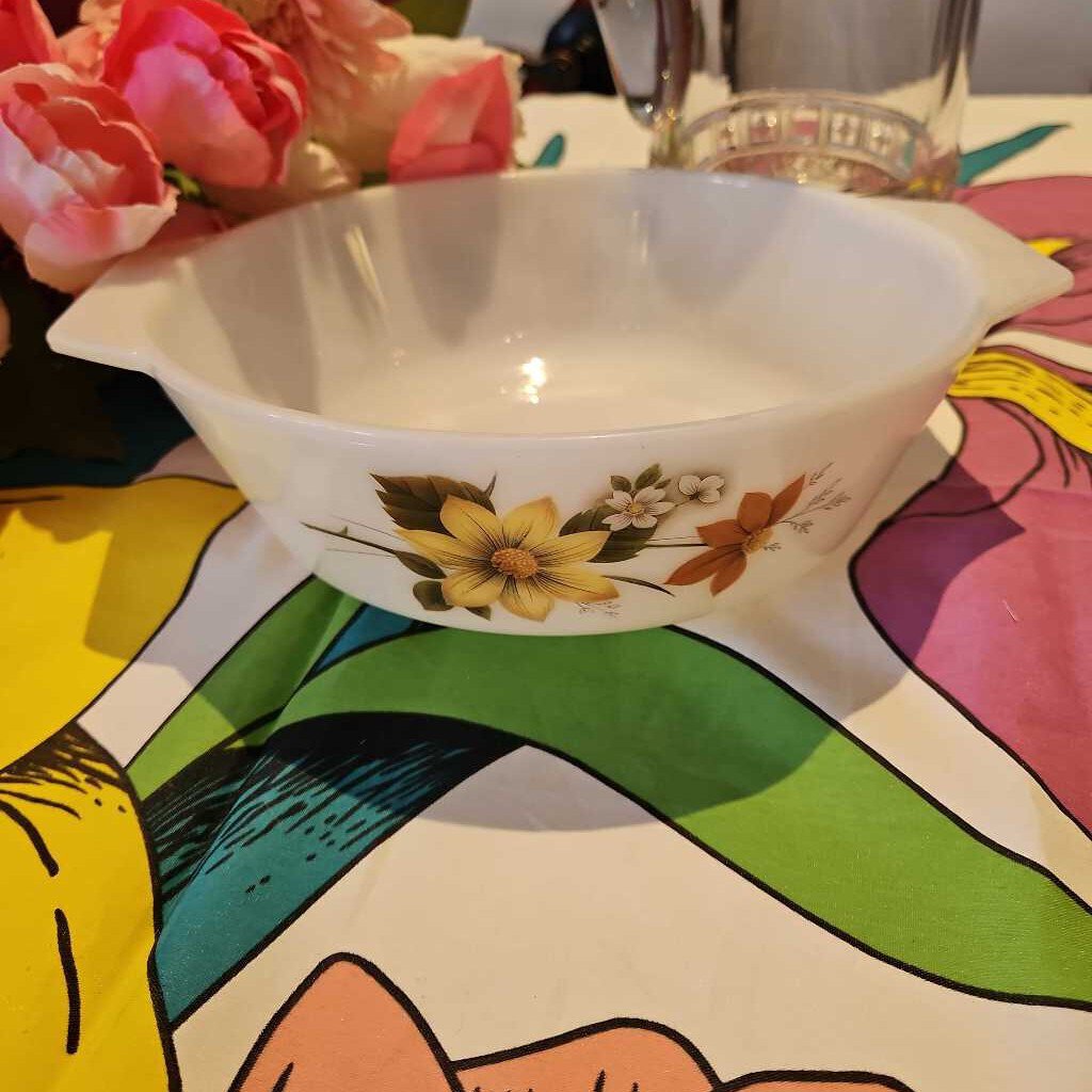 Vintage England Pyrex Glass Baking Dish Autumn Flowers #513