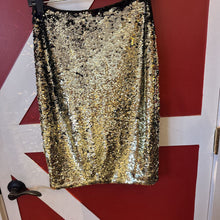 Load image into Gallery viewer, H&amp;M Sequin Metallic Pencil Skirt Size 4
