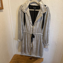 Load image into Gallery viewer, Guess Metallic Zip Cinched Lightweight Coat w/ Hood &amp; Pockets Size XS
