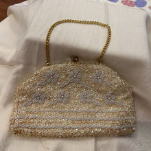 Load image into Gallery viewer, Vintage Richere Sequin &amp; Beaded Kiss Lock Clutch (needs repair)
