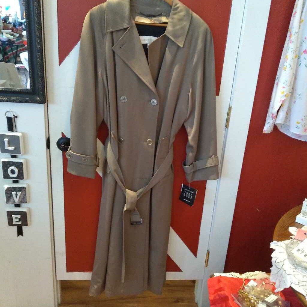 New! Trench Coat w/ Removeable Lining