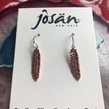 Load image into Gallery viewer, SS Rose Color Feather Earrings
