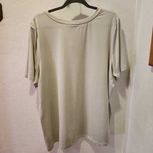 Load image into Gallery viewer, Super Soft Short Sleeve Top Size 2X
