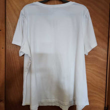 Load image into Gallery viewer, V Neck Tee Size 2X
